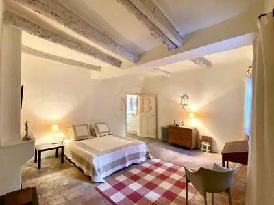 Maison de village - 350 m² - 12 pièces