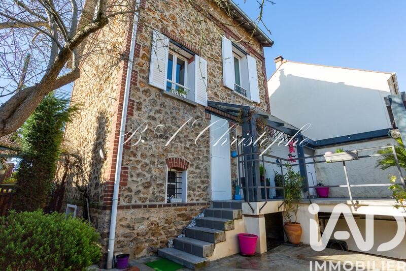 Maison - 87 m² - 4 pièces