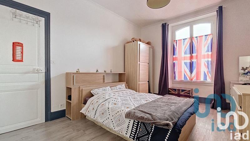 Maison - 180 m² - 8 pièces