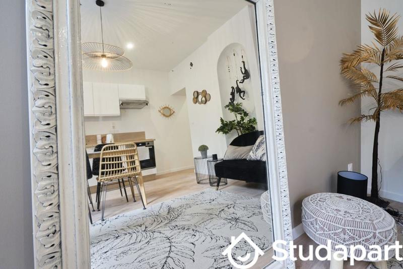 Chambre - 10 m² - 1 pièce