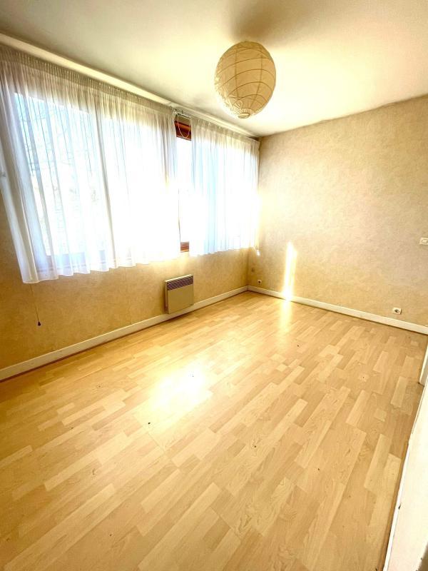 Villa - 95 m² - 5 pièces