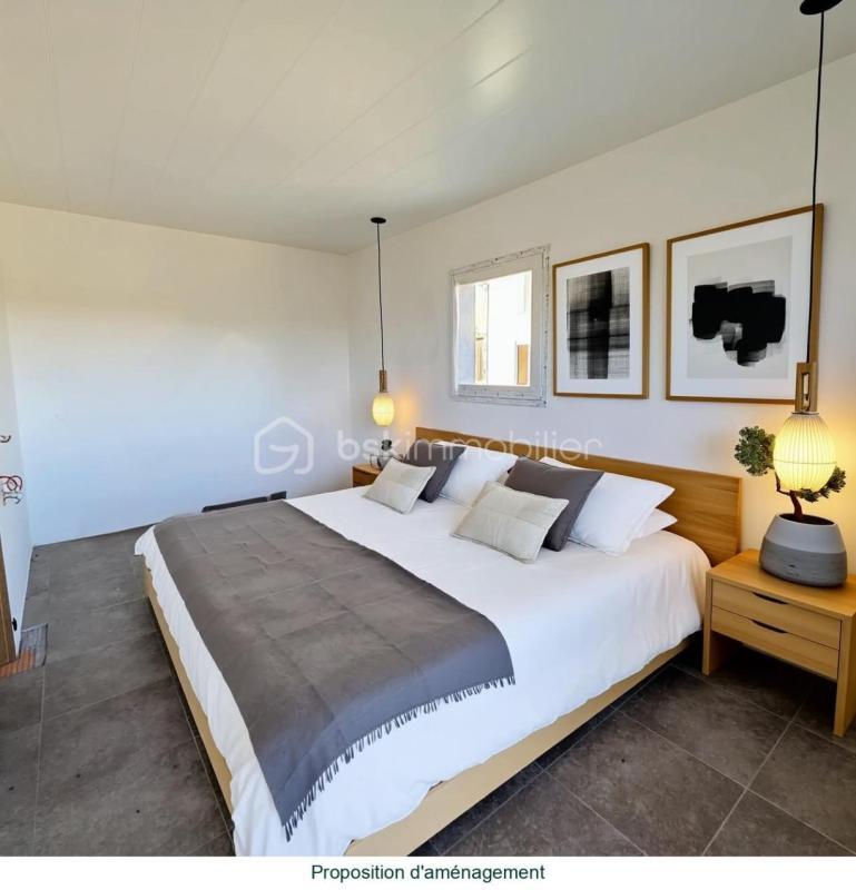 Maison - 300 m² - 9 pièces