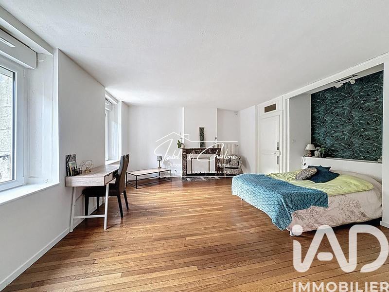 Maison de ville - 185 m² - 7 pièces