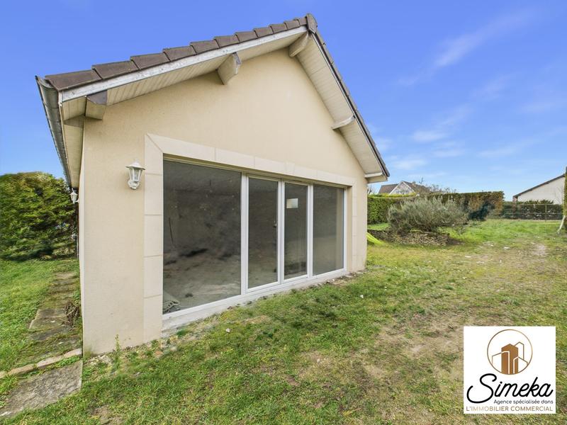 Maison contemporaine - 194 m² - 9 pièces