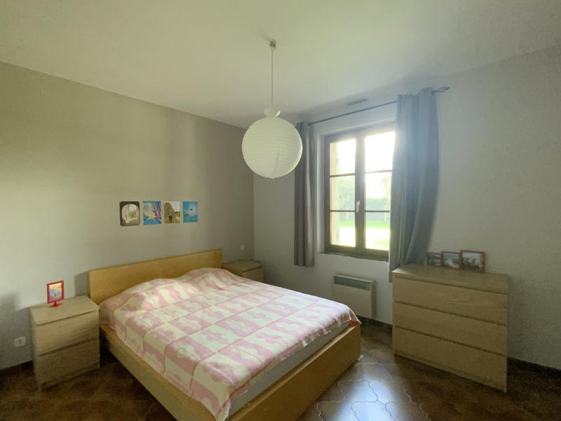 Maison - 202 m² - 8 pièces