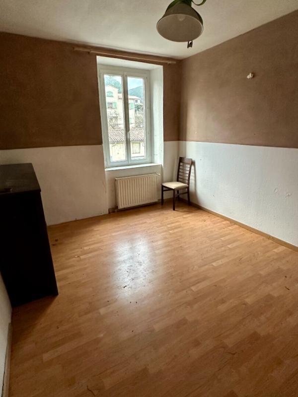 Maison en pierre - 203 m² - 11 pièces