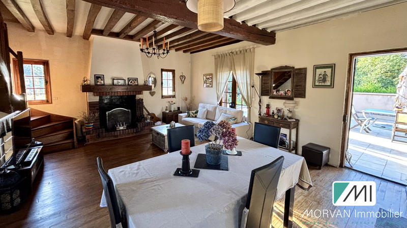 Maison - 223 m² - 7 pièces