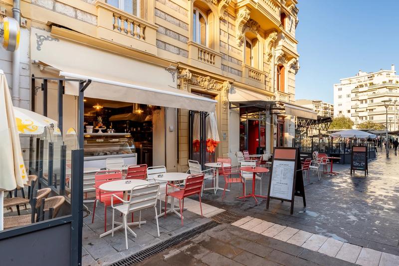 Fonds de commerce - 57 m²