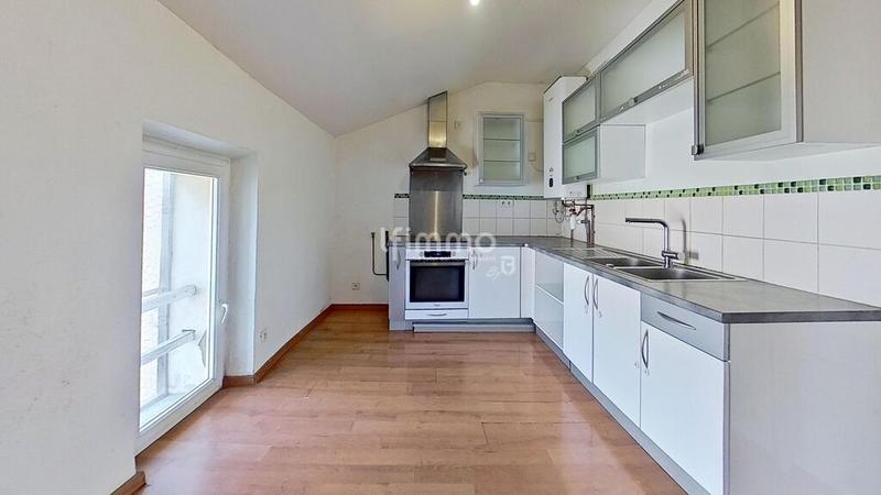 Appartement - 86 m² - 4 pièces