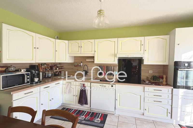 Appartement - 90 m² - 4 pièces