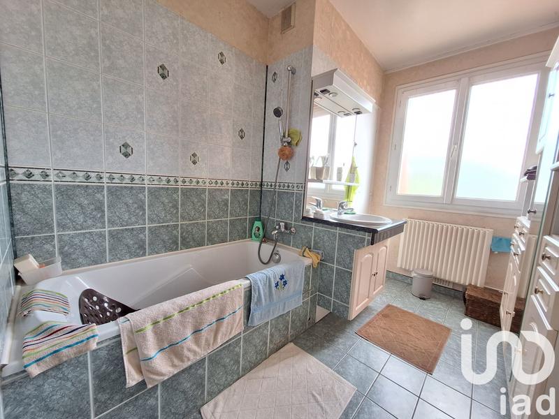 Appartement - 83 m² - 4 pièces