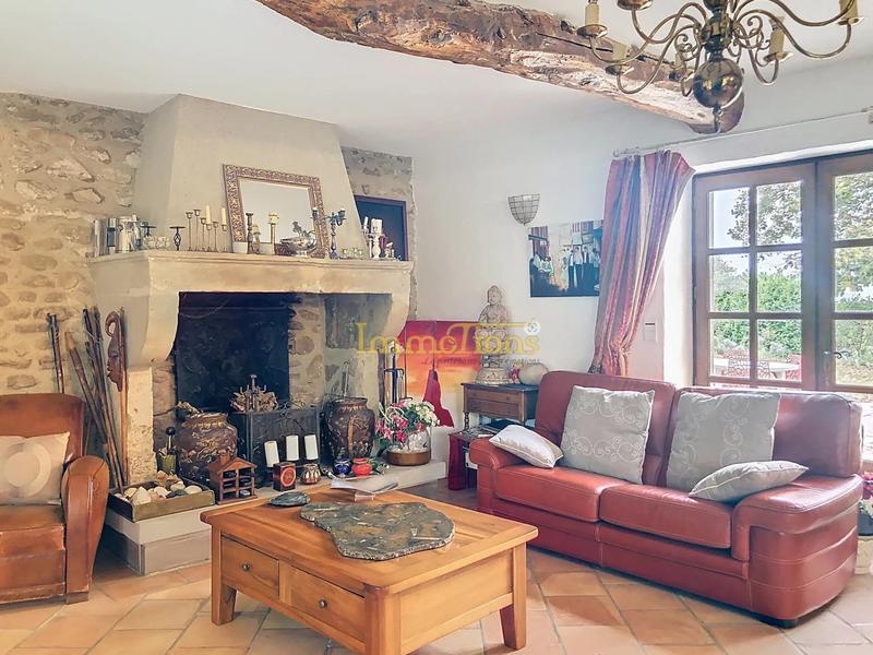 Maison - 354 m² - 12 pièces