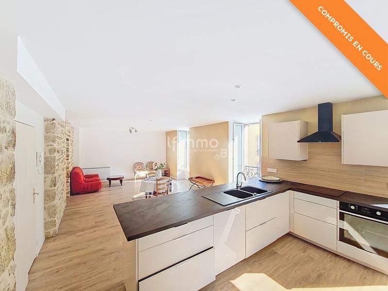 Appartement - 85 m² - 3 pièces