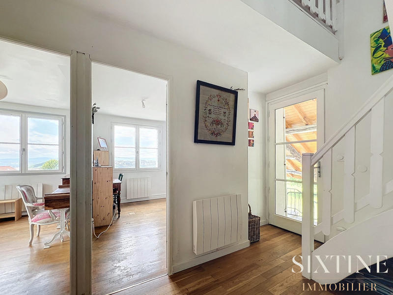 Ferme - 247 m² - 11 pièces