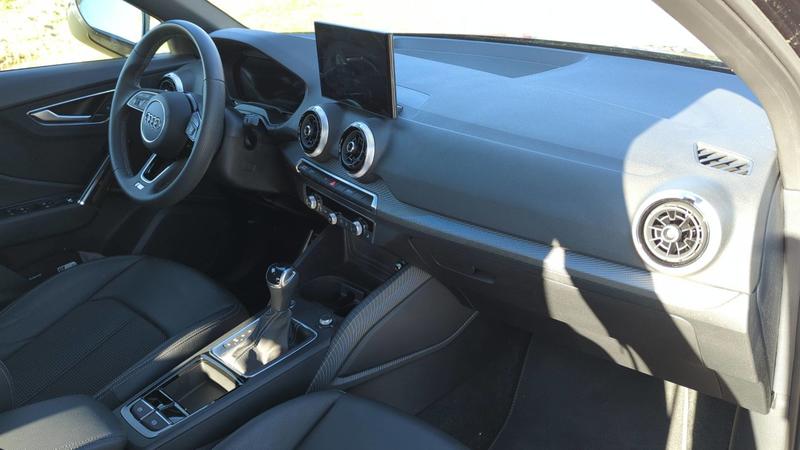 Audi Q2 35 Tfsi 150 s-Tronic7 s line