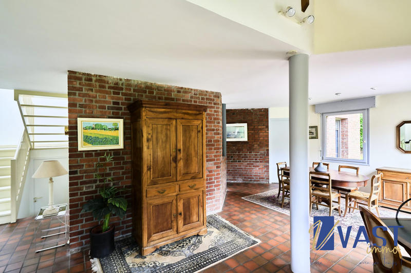 Maison - 137 m² - 5 pièces