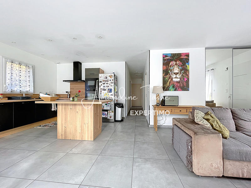 Maison - 92 m² - 4 pièces