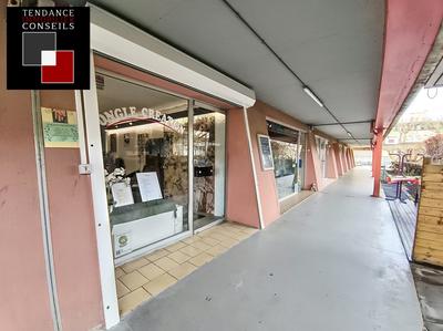 Local commercial - 47 m² - 1 pièce