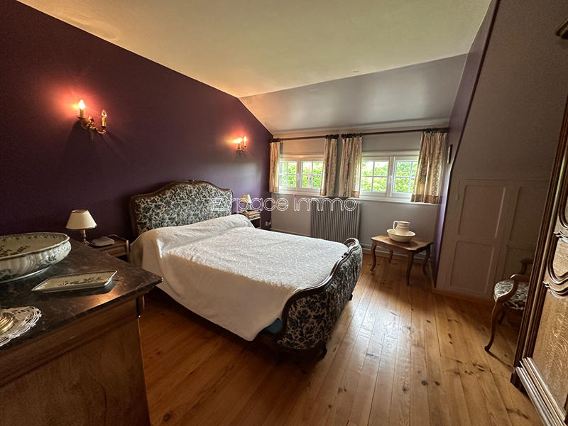 Maison - 142 m² - 7 pièces