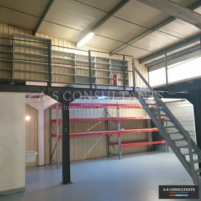 Local d'activité / Entrepôt - 575 m²