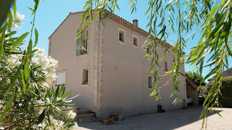 Mas - 207 m² - 5 pièces