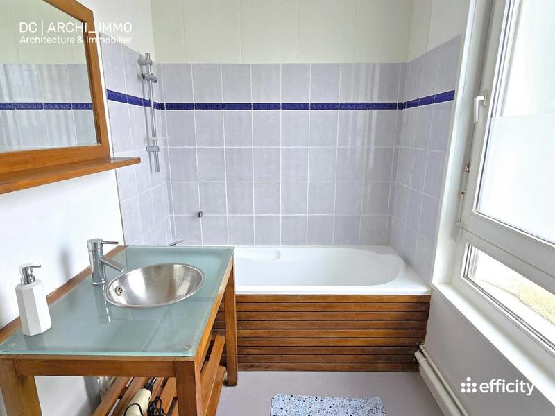 Appartement - 79 m² - 3 pièces