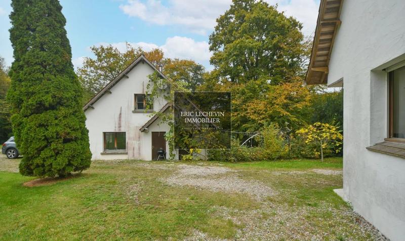 Propriété - 224 m² - 7 pièces