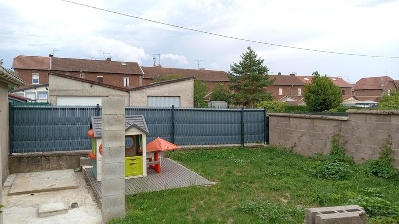 Maison - 86 m² - 4 pièces