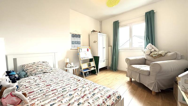 Maison - 83 m² - 4 pièces