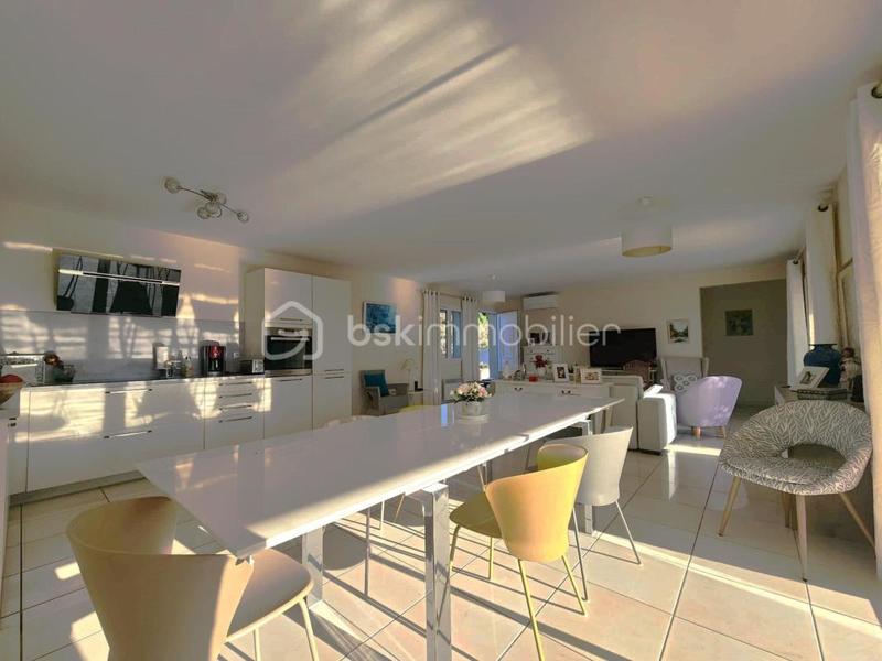 Villa - 149 m² - 5 pièces