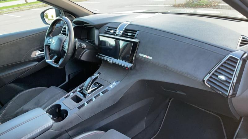 Ds Ds 7 Crossback 1.6 Thp 180 Eat8 Performance Line