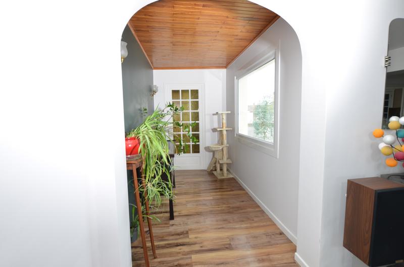 Maison - 202 m² - 8 pièces