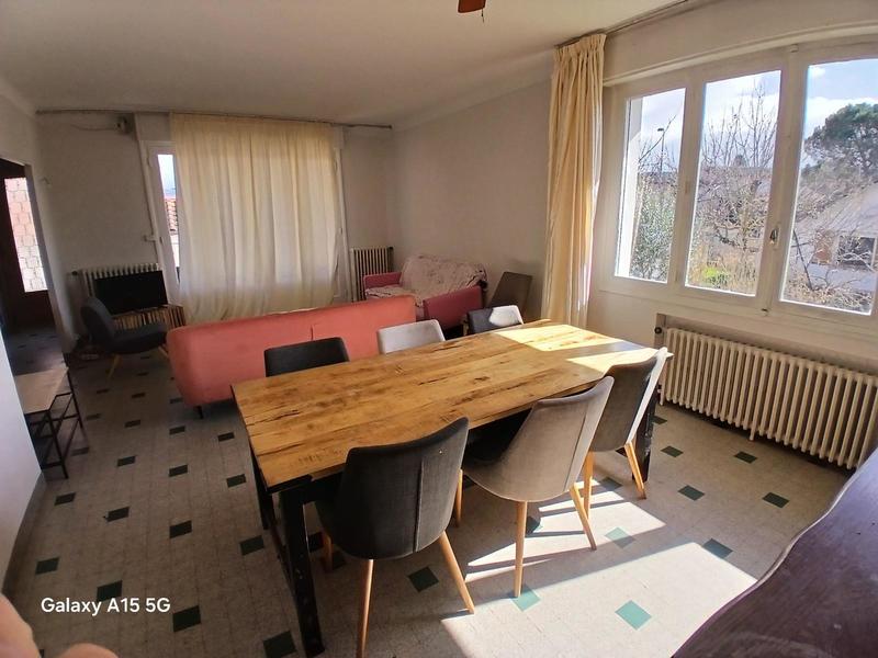 Maison - 114 m² - 8 pièces