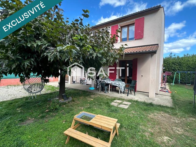 Maison - 90 m² - 5 pièces