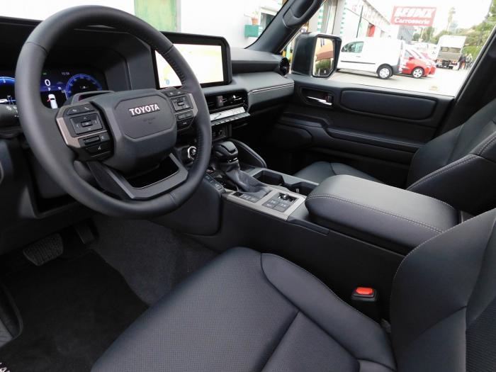 Toyota Land Cruiser 204 d-4d Legende Bva Utilitaire 2xplaces Gruau