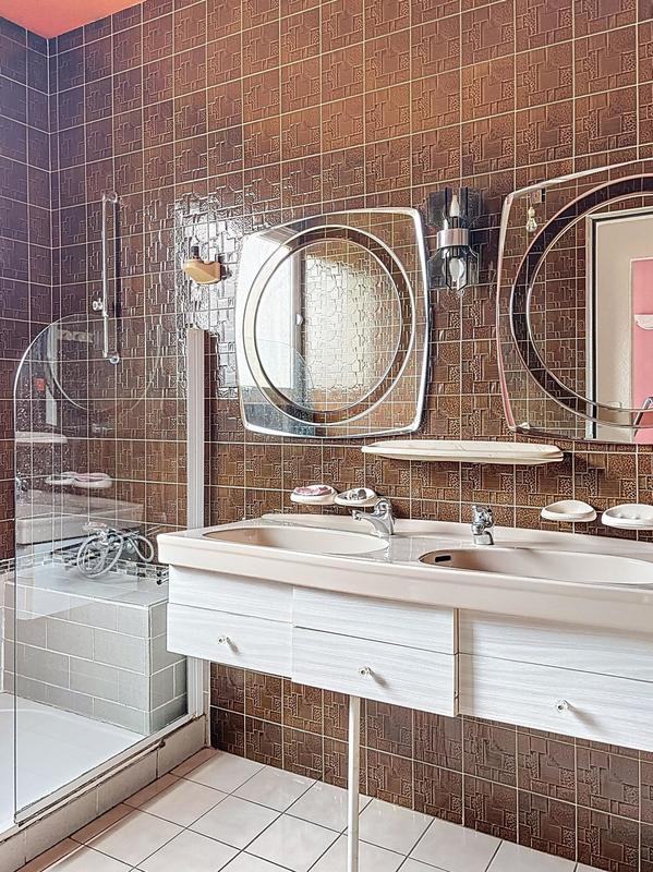 Maison - 185 m² - 7 pièces