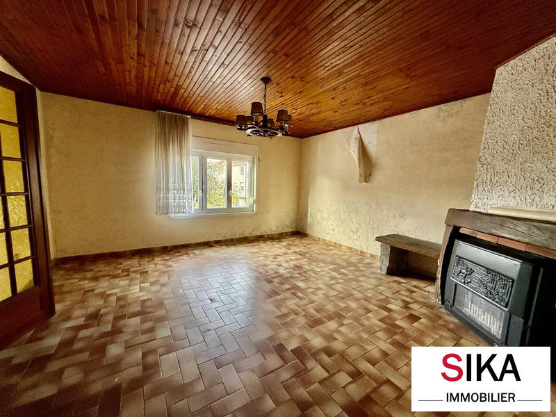 Maison traditionnelle - 175 m² - 6 pièces