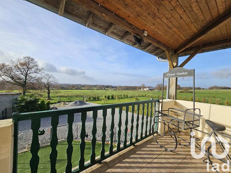 Maison - 163 m² - 8 pièces