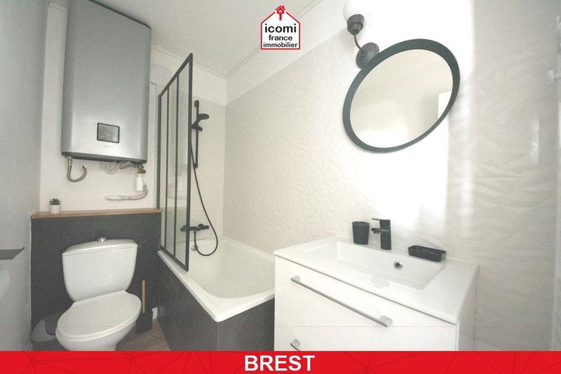 Studio - 17 m² - 2 pièces