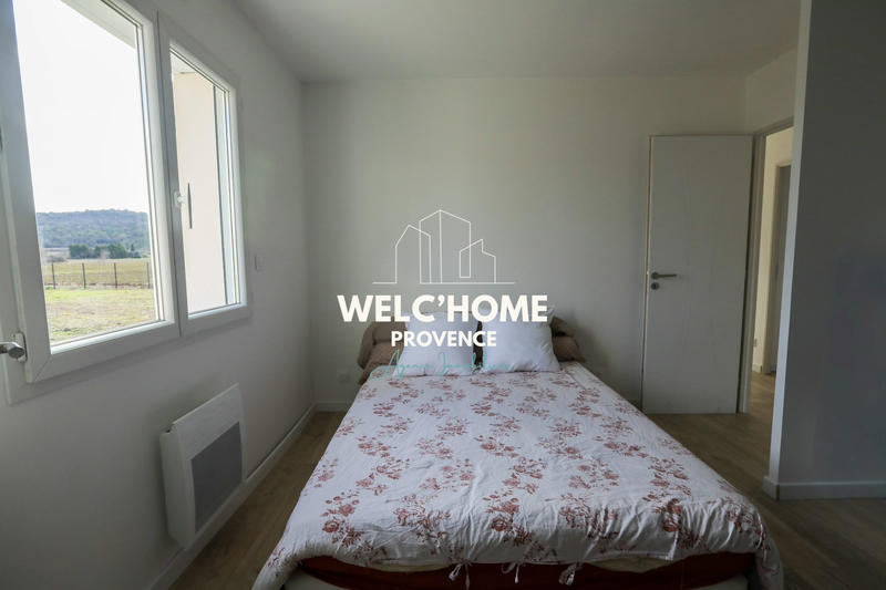 Villa - 100 m² - 5 pièces