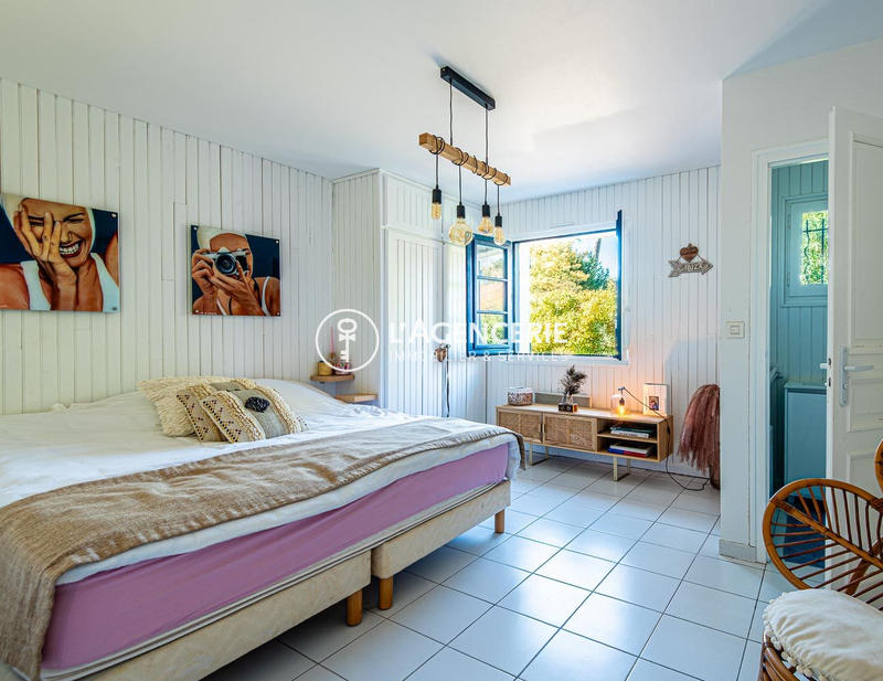 Maison - 137 m² - 5 pièces