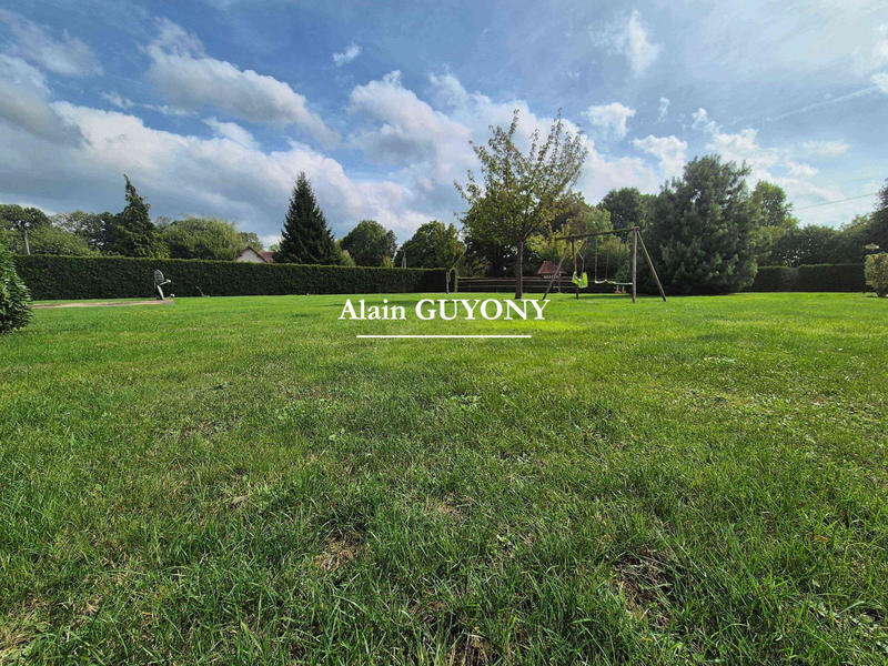 Maison contemporaine - 276 m² - 9 pièces