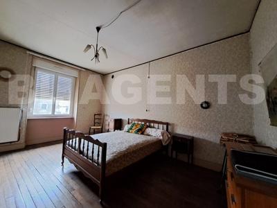 Maison - 122 m² - 6 pièces