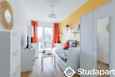 Chambre - 10 m² - 1 pièce