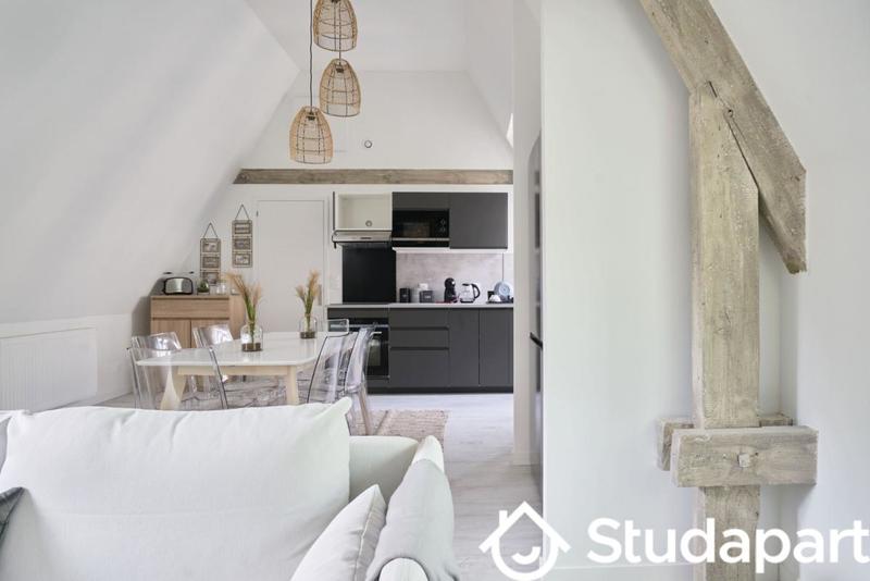 Chambre - 13 m² - 1 pièce