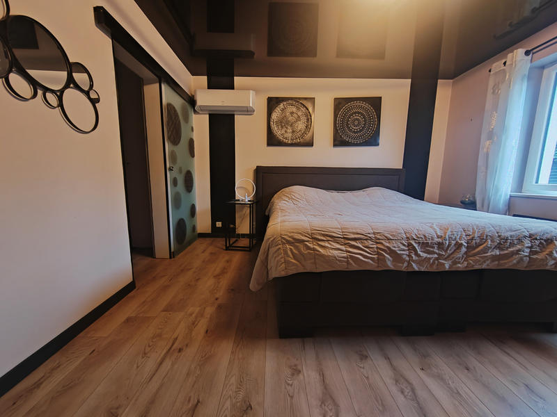 Maison - 198 m² - 7 pièces