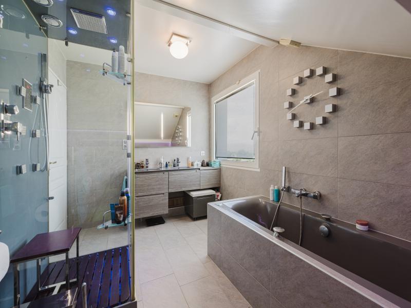 Villa - 142 m² - 6 pièces