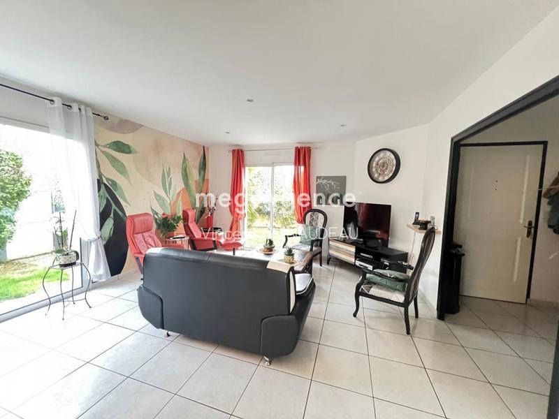 Maison - 96 m² - 4 pièces