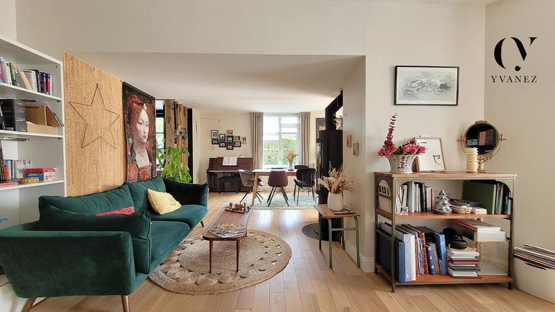 Maison - 180 m² - 7 pièces