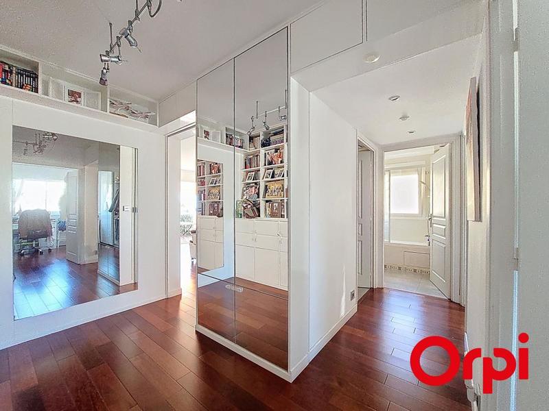 Appartement - 123 m² - 4 pièces